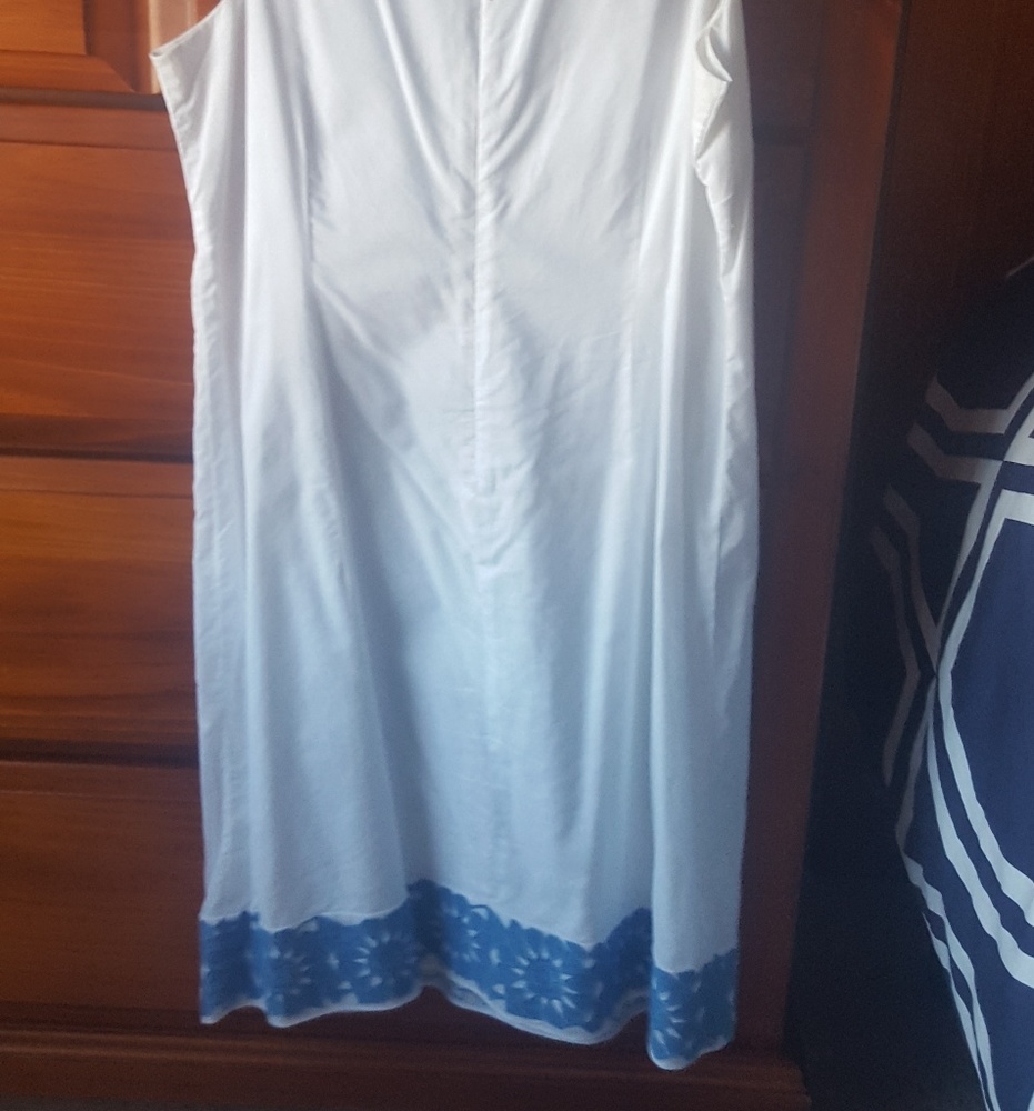 🐋 vineyard vines dress - Picture 3 of 8